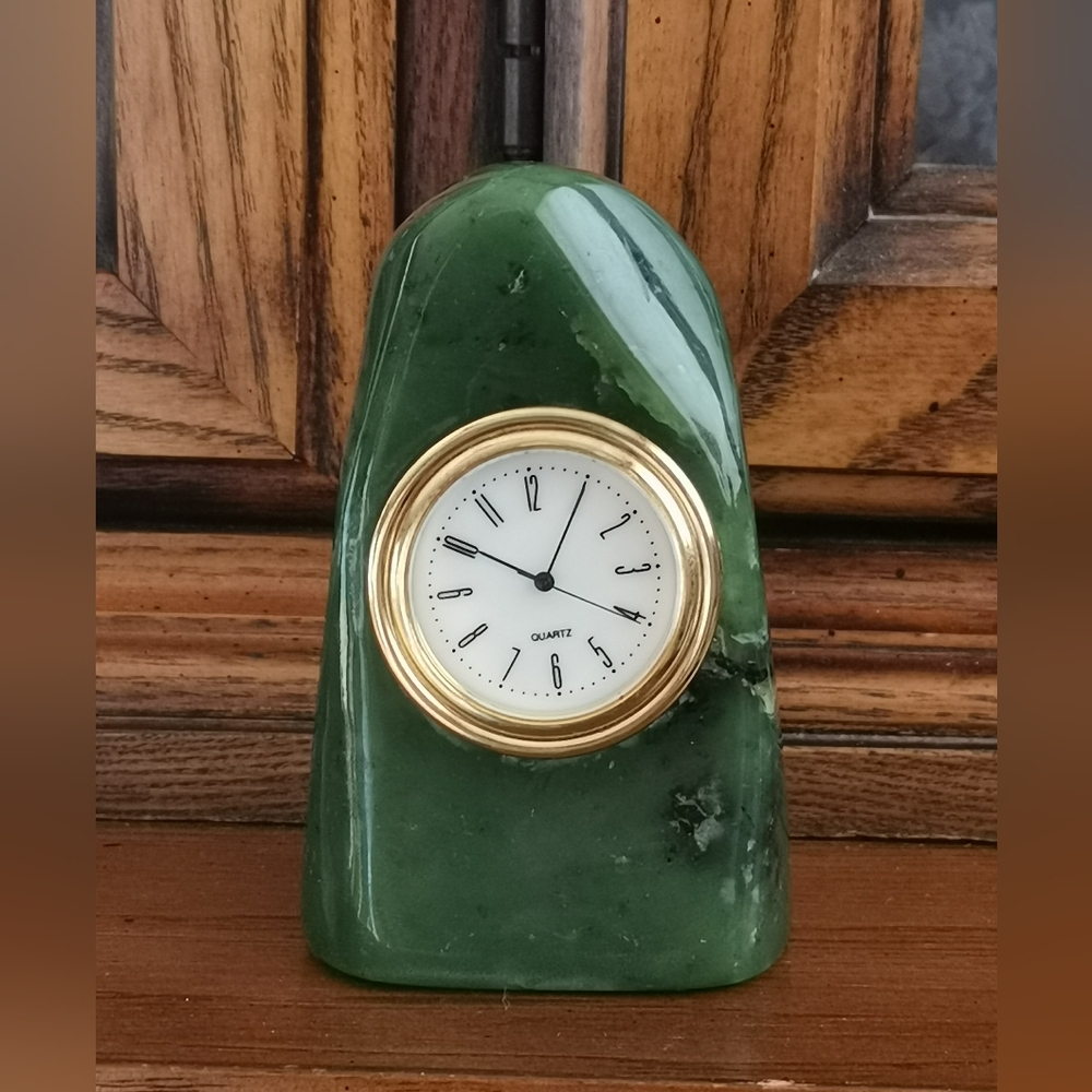 Vintage MCM Mid Century Modern Heavy Green Desk Clock